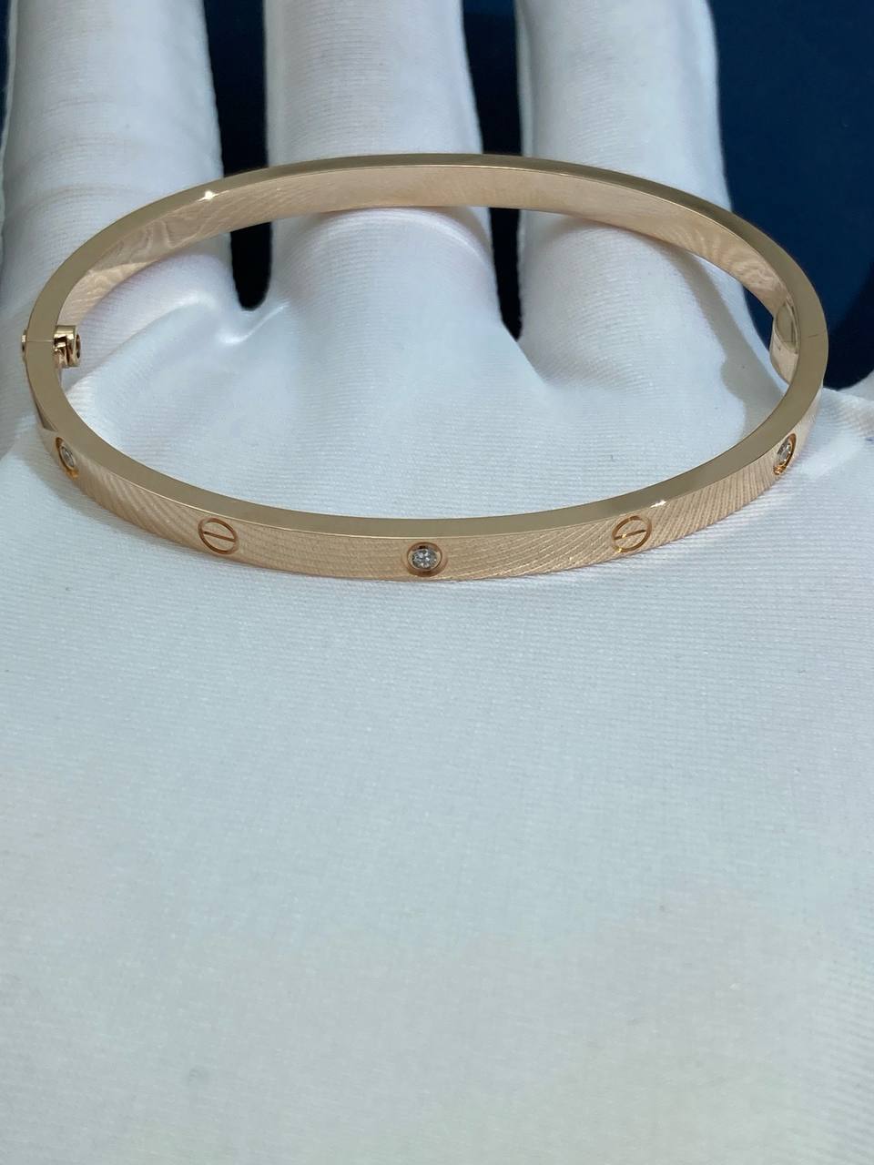 Love bracelet with 6 diamonds, Small model
