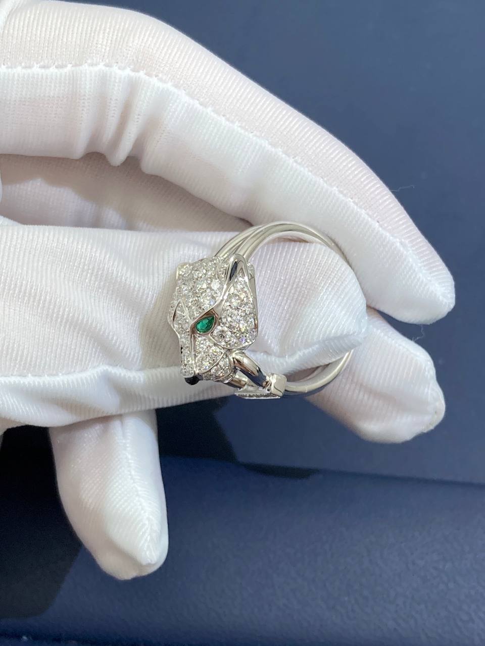 Panther ring, diamond paved
