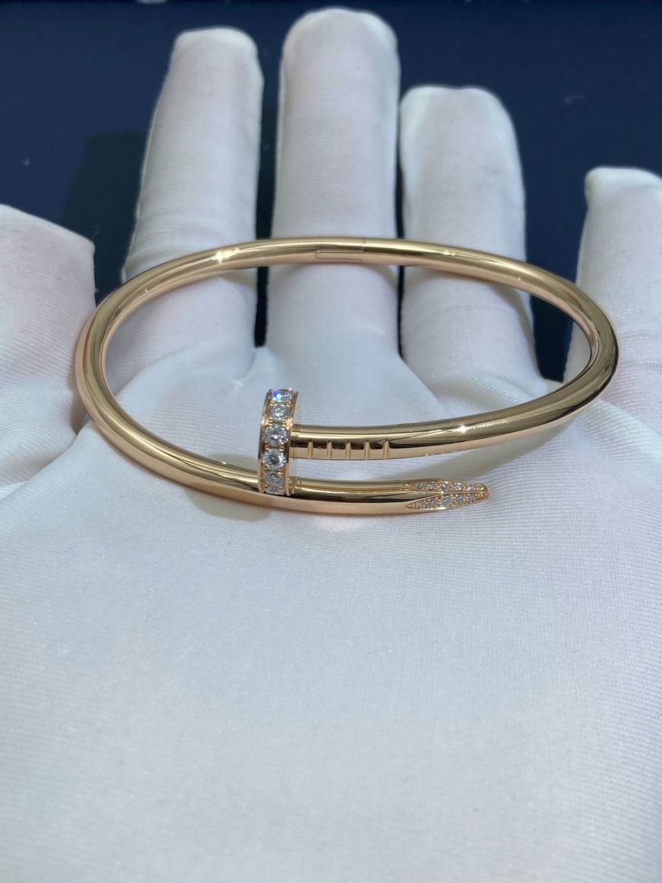 Nail bracelet with diamonds, Medium model