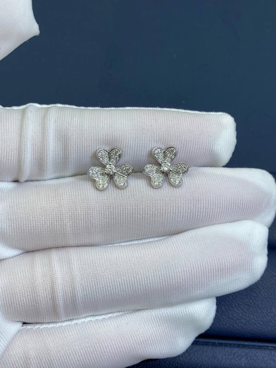 VC Floral full pave diamond earrings, Mini model