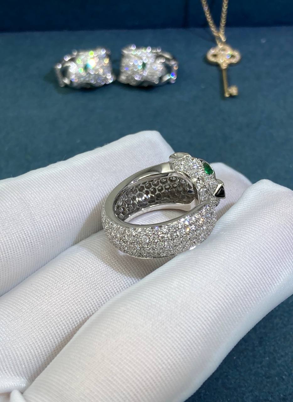 Panther full pave diamond ring Medium model