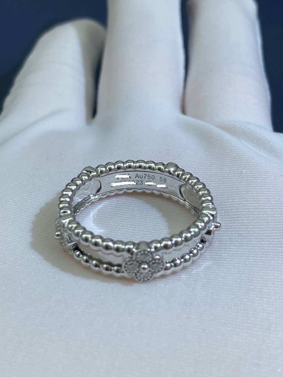 VC floral ring with diamonds, Small model