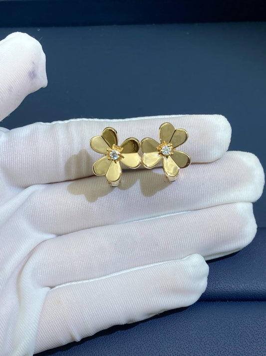 VC Floral earrings with diamonds, Small model