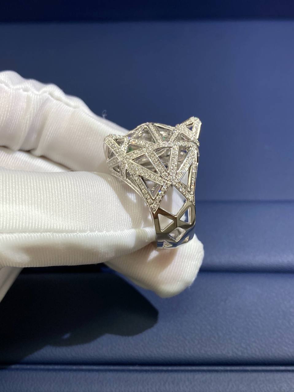 Panther full pave Open-work diamond ring