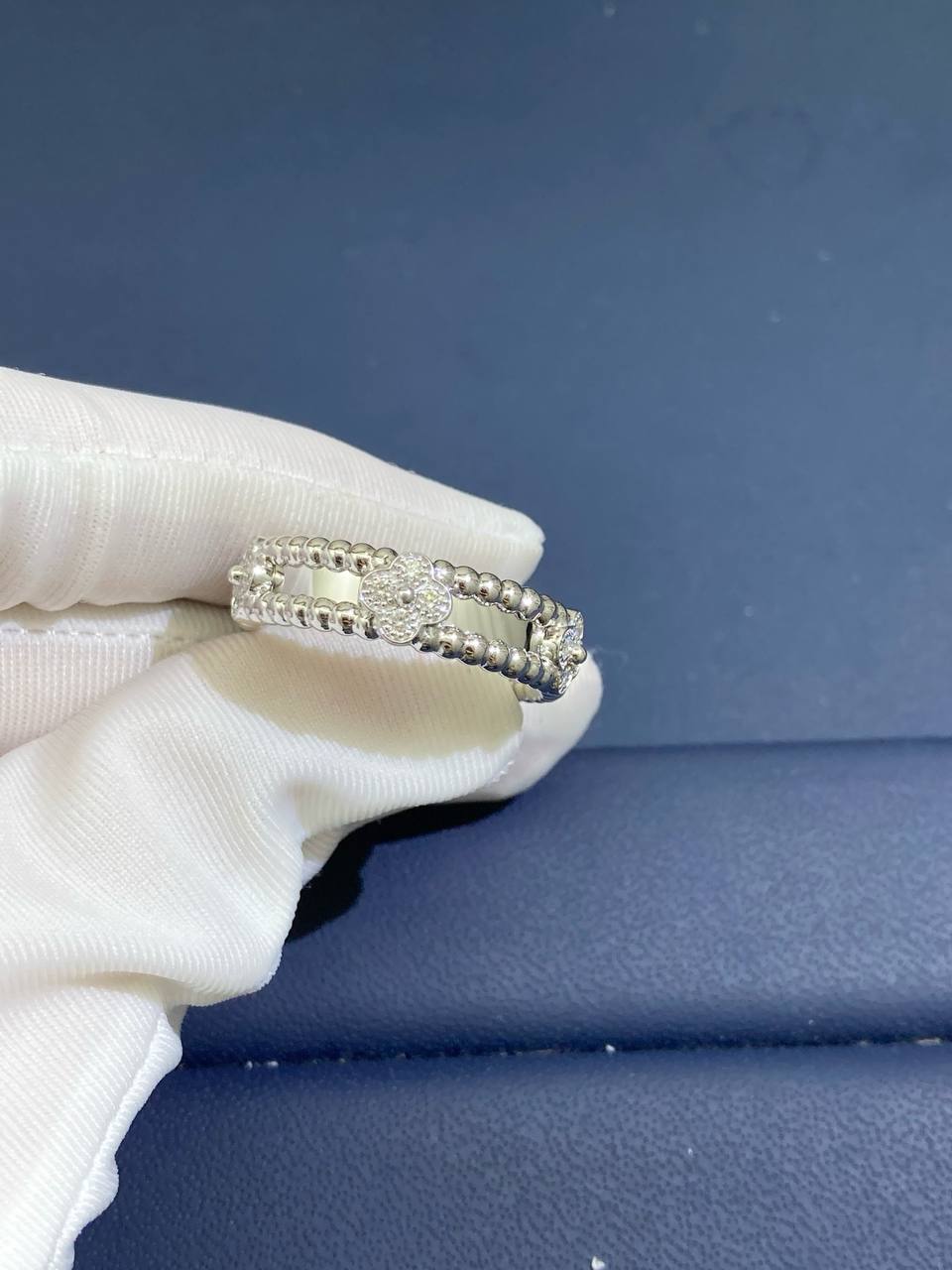 VC floral ring with diamonds, Small model