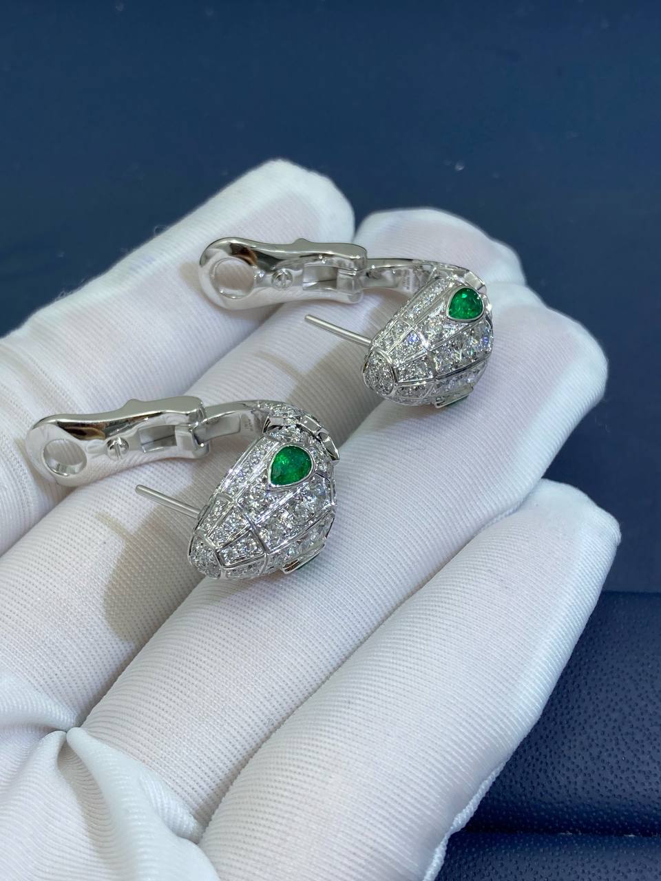 Serpenti full pave diamond earrings with emerald eyes