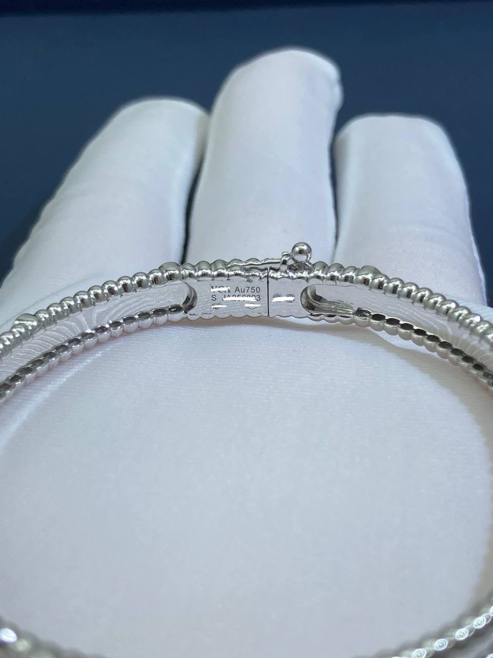 VC floral bracelet with diamonds