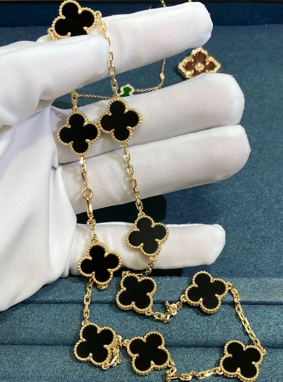 VC 10 motif Onyx necklace
