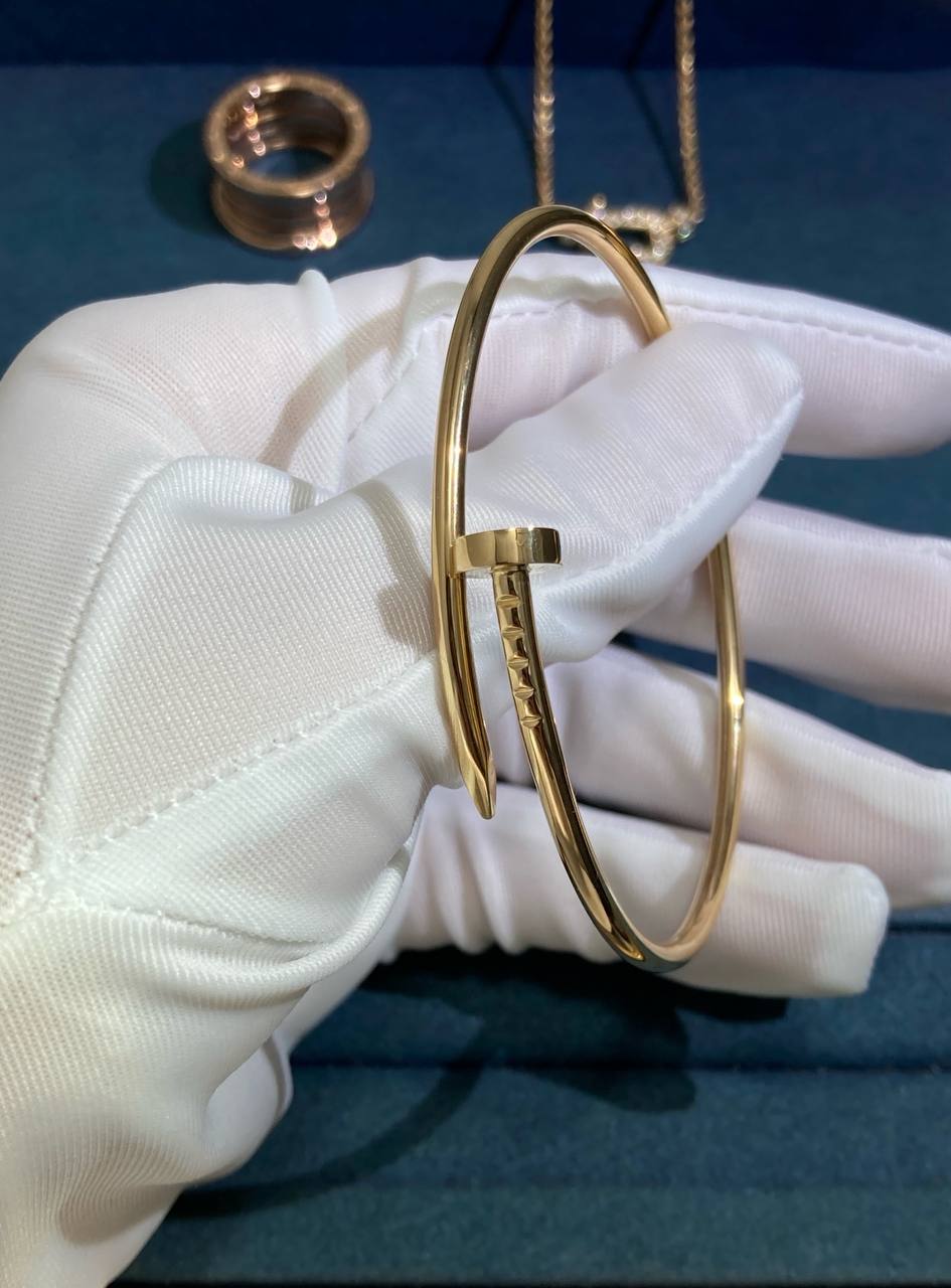 Nail bracelet, Small model