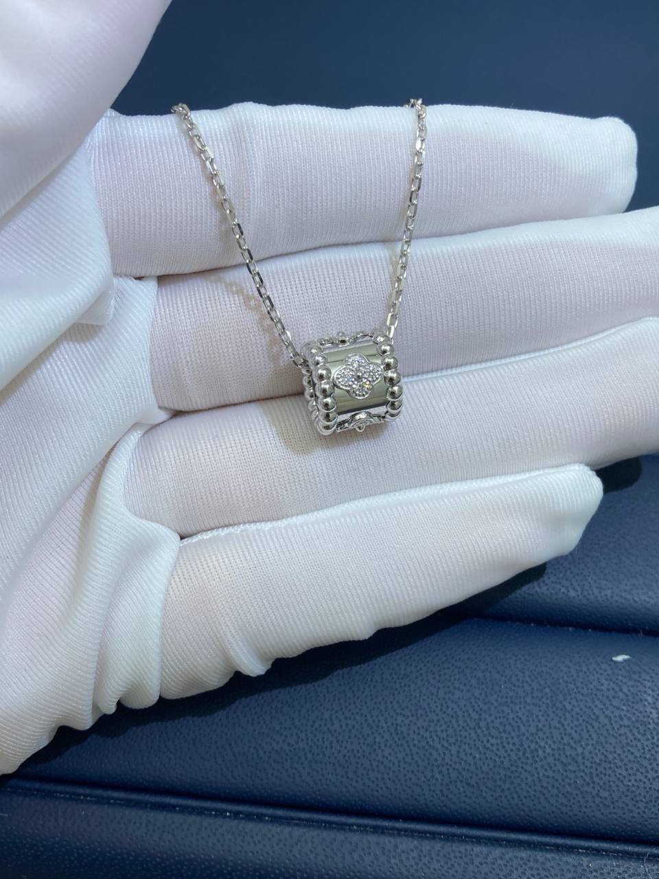 VC pendant with diamonds