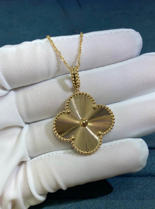 VC Guilloche pendant, Large model