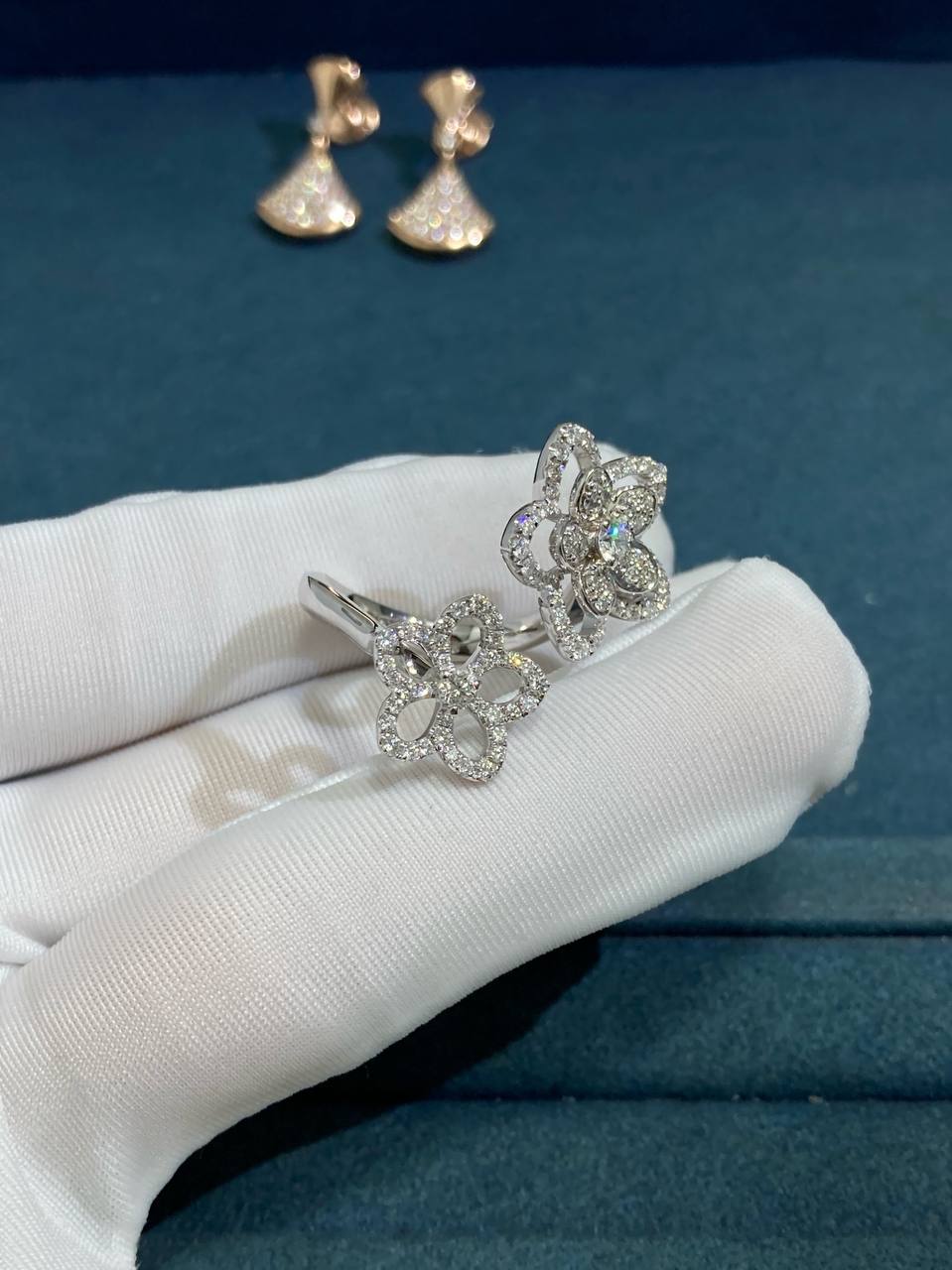 GRFF floral full pave double ring