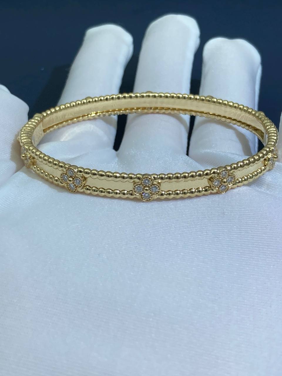 VC floral bracelet with diamonds