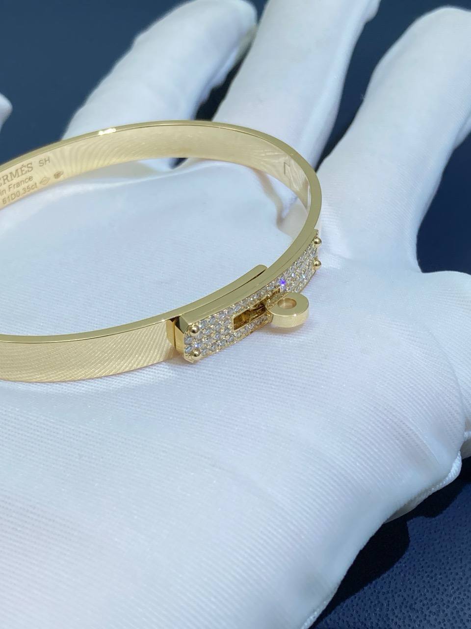 HRMS bracelet with diamonds