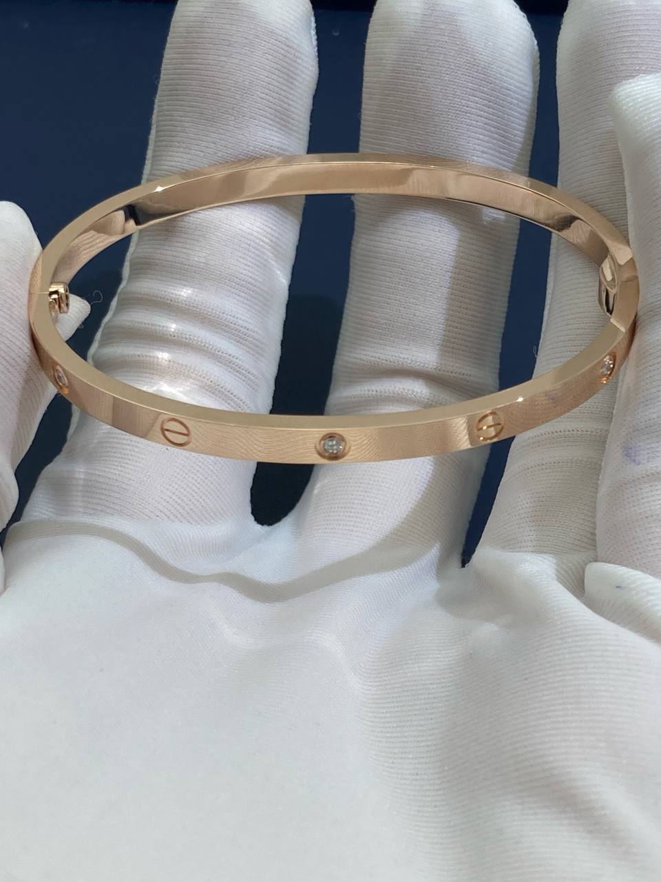 Love bracelet with 6 diamonds, Small model