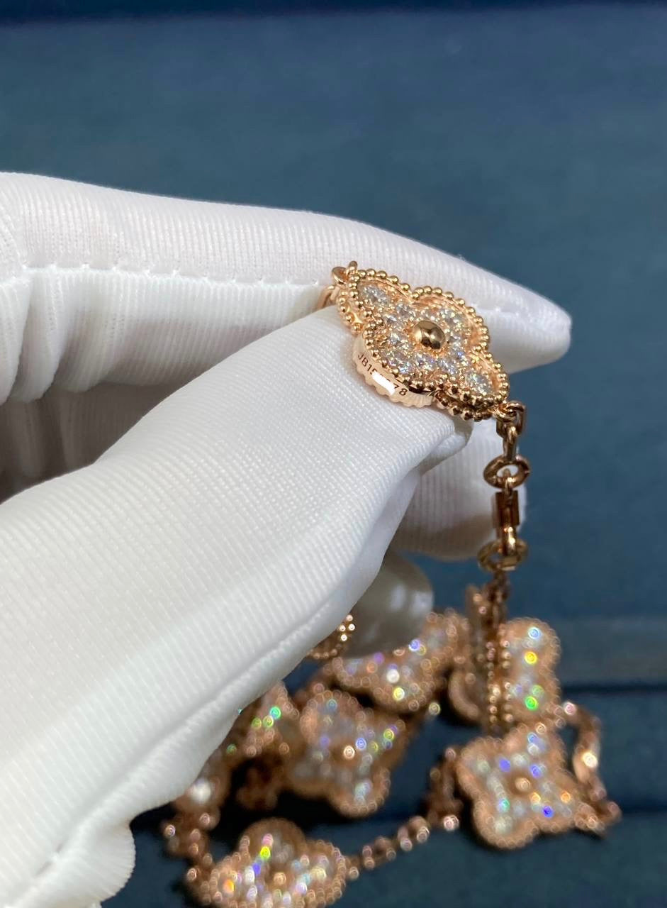 VC 10 motif full pave diamond necklace