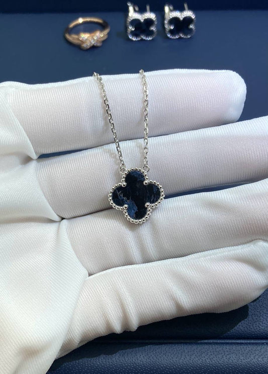VC Pietersite pendant