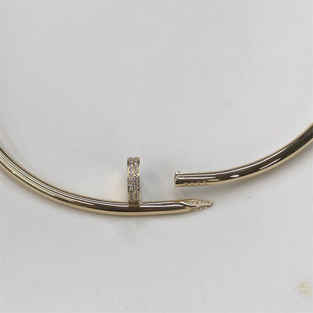 Nail necklace with diamonds, Medium model