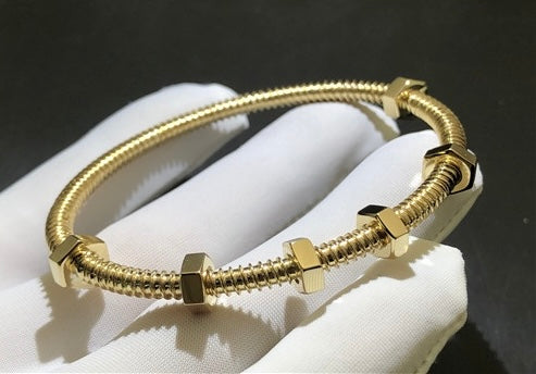 Screw bracelet
