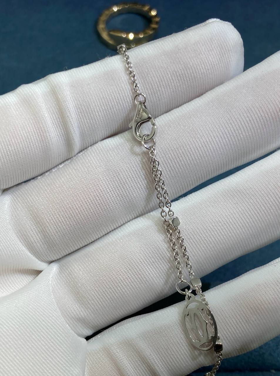 Clash pendant