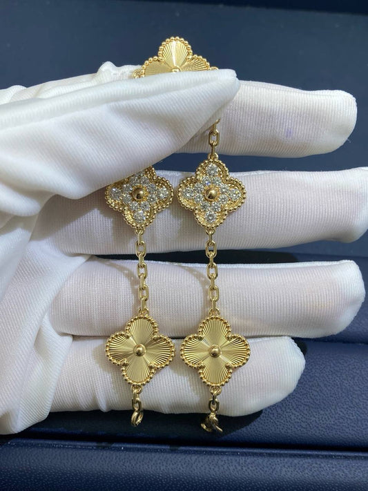 VC Guilloche bracelet with diamonds