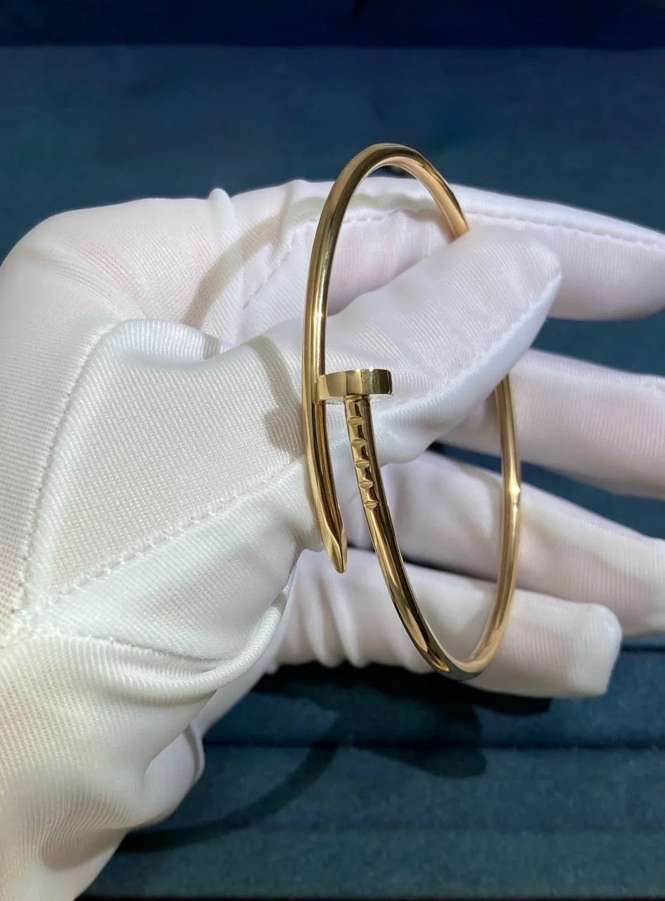 Nail bracelet, Small model