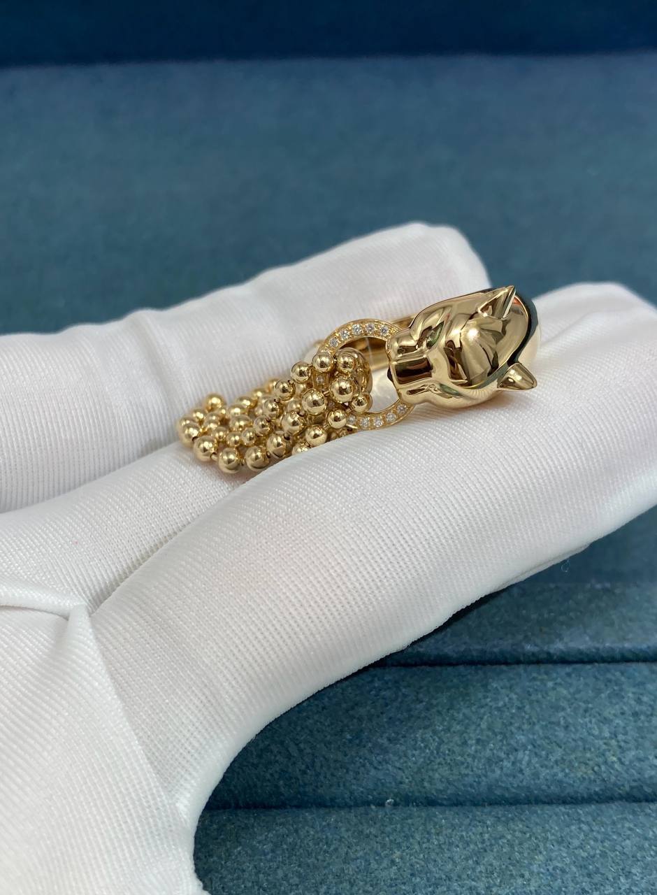 Panther ring with diamonds