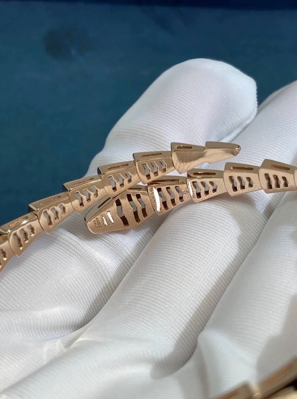 Serpenti bracelet