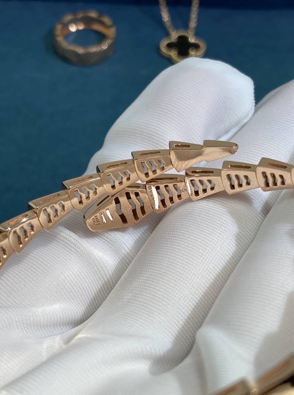 Serpenti bracelet