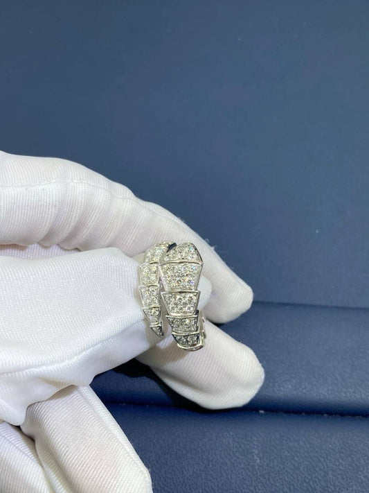 Serpenti full pave diamond ring, Large model