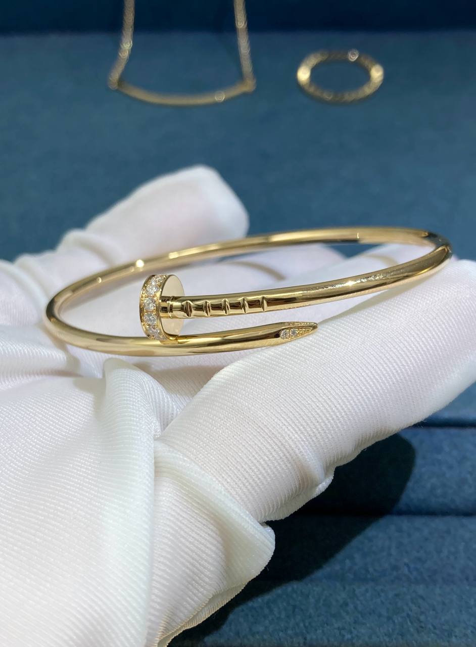 Nail bracelet with diamonds, Small model