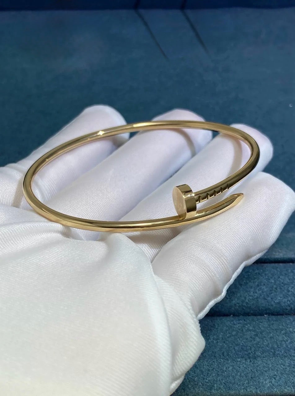 Nail bracelet, Small model