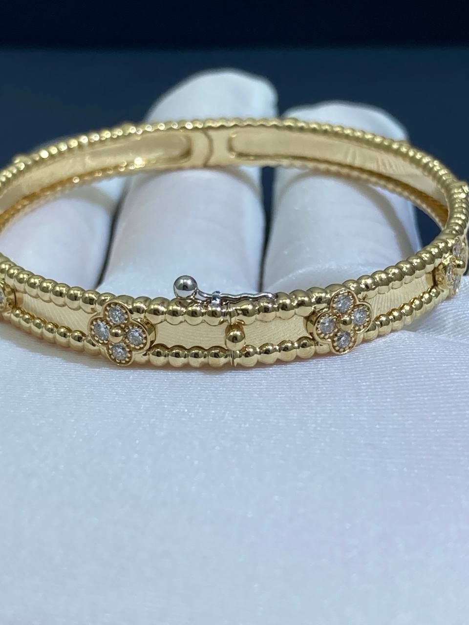 VC floral bracelet with diamonds