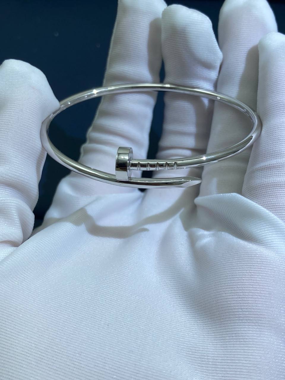 Nail bracelet, Small model