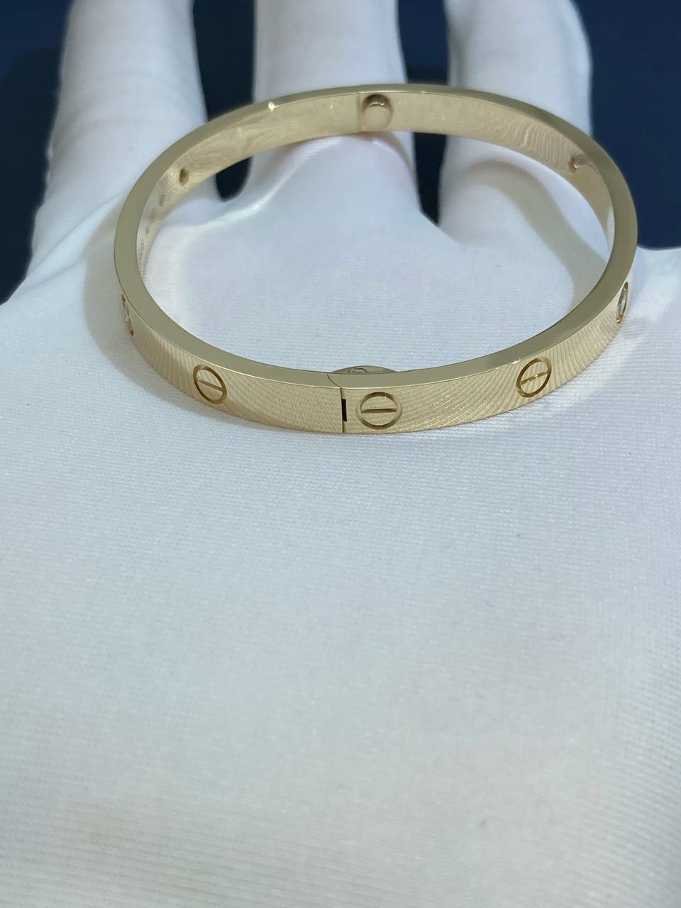 Love bracelet with 6 diamonds, Small model
