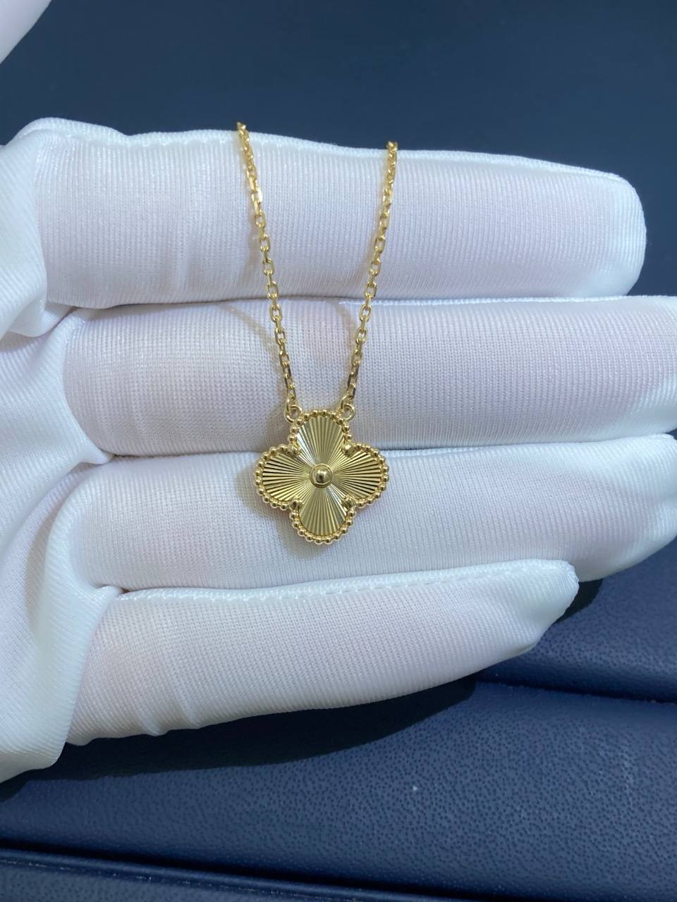 VC Guilloche pendant